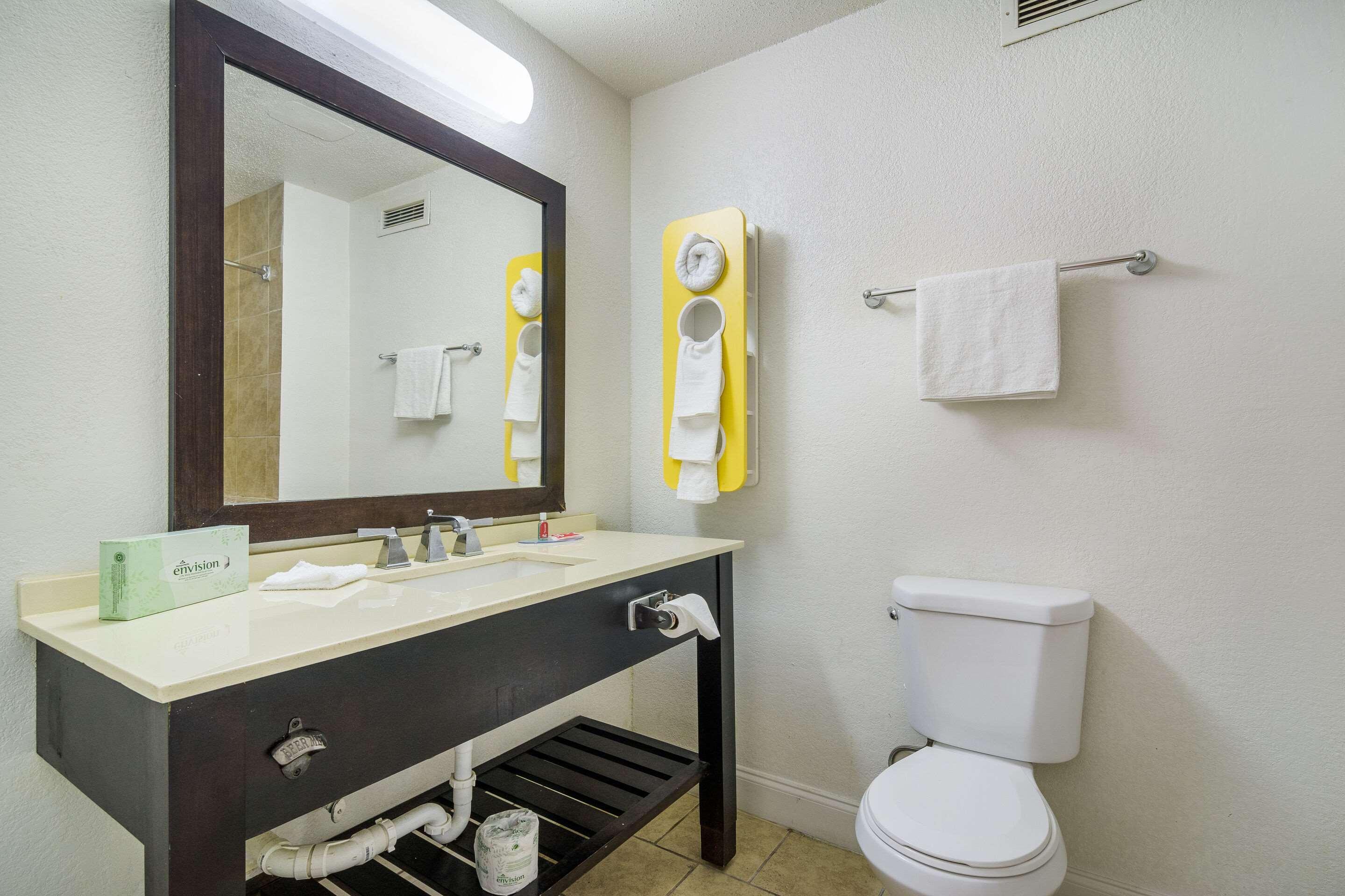 Econo Lodge Airport Near Billy Graham Parkway Charlotte Dış mekan fotoğraf