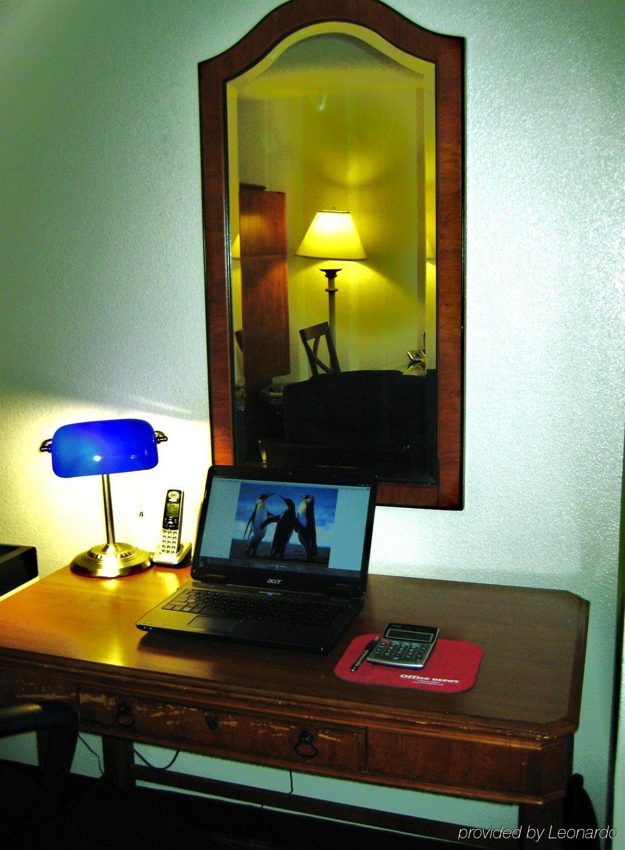 Econo Lodge Airport Near Billy Graham Parkway Charlotte Oda fotoğraf